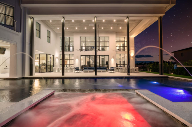 MANSION POOL